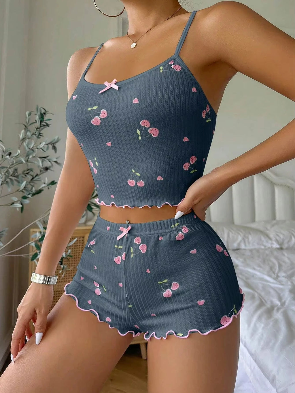 Sleepwear Women's Summer Pajama Set Heart Print Sexy Ribbed Bow Decor Round Neck Backless Crop Cami Top & Shorts Nightwear